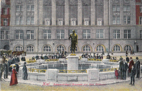 AK  - Kiel Schwertträger-Brunnen - von 1919 / - 2482 -